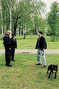 Gl&uuml;ck gehabt: Ab einem Alter von sieben Monaten ist der Maulkorb Pflicht - der Hund ist erst sechs Monate alt