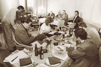 Pressekonferenz 1990 mit DMB-Bundesdirektor Schlich, DMB-Präsident Jahn, Mieterbund-Ost-Präsident Göring und BMV-Geschäftsführer Vetter