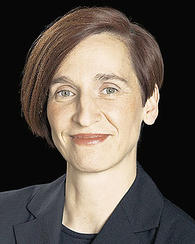 Carola Bluhm, Senatorin für Arbeit, Soziales und Integration