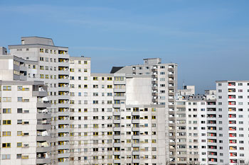 Hochhäuser in einer Großsiedlung am Stadtrand