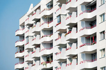 Balkone in einer Großsiedlung