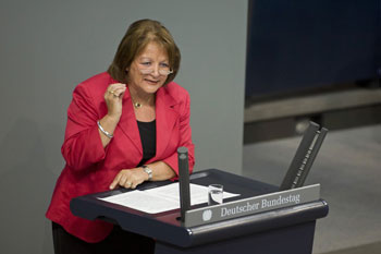 Justizministerin Leutheusser-Schnarrenberger (FDP) im Bundestag
