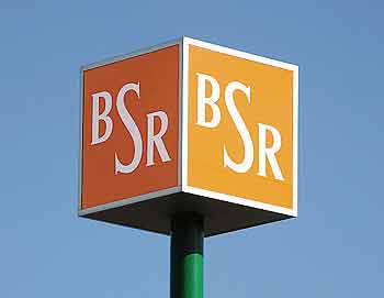 Lichtwürfel mit der Aufschrift 'BSR'