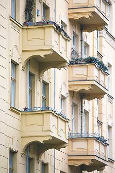 Balkone an einem sanierten Altbau