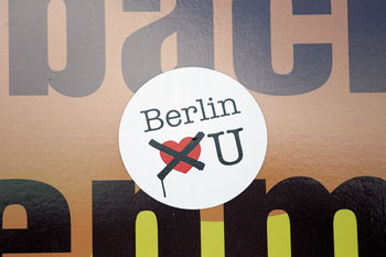 Aufkleber 'Berlin liebt dich nicht'