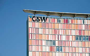 GSW-Gebäude in Kreuzberg an einem sonnigen Tag