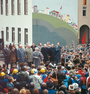 Kundgebung am Arkonaplatz 1984 mit DDR-Regierungschef Honecker