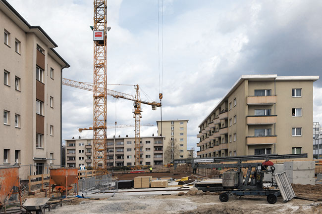 Baustellenkräne am Kormoranweg