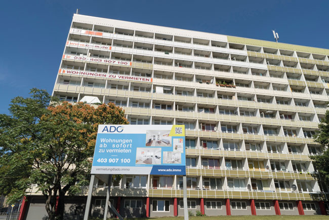 Das Gebäude Löwenberger Straße 2-4 Das Gebäude Löwenberger Straße 2-4
