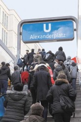 Stark frequentierter U-Bahn-Eingang Alexanderplatz