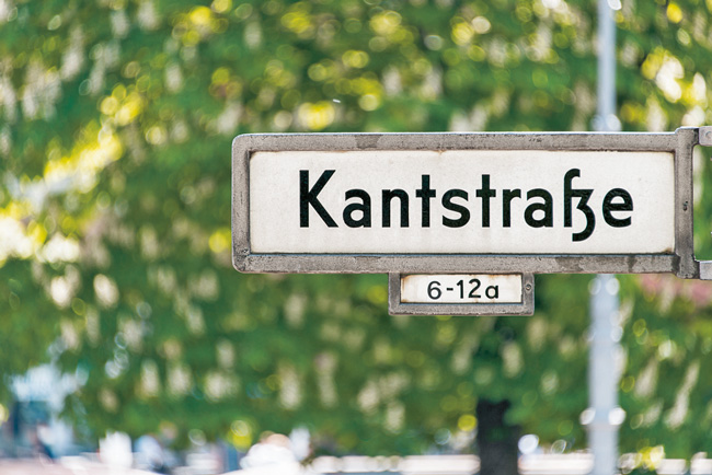 Straßenschild "Kantstraße"