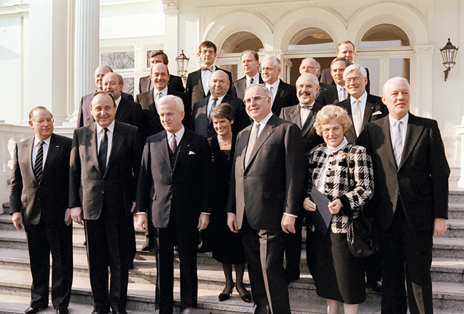 Bundeskabinett mit Kanzler Helmut Kohl