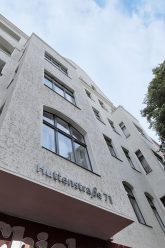 Hausfassade Huttenstraße 71