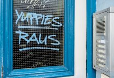 Graffito: Yuppies raus