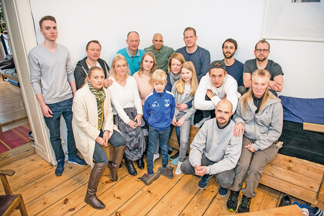 Mietergruppe in der Rathenower Straße 50 Mietergruppe in der Rathenower Straße 50