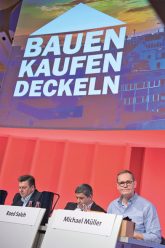 Die Berliner SPD-Spitze auf dem Parteitag