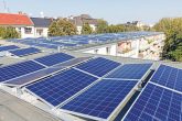 Dächer mit Fotovoltaik-Anlagen