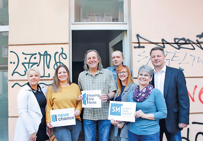 ,Housing First‘-Team ,Housing First‘-Team
