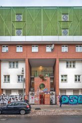 Fassade im ,Neuen Kreuzberger Zentrum'