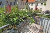 Balkon mit Grünpflanzen
