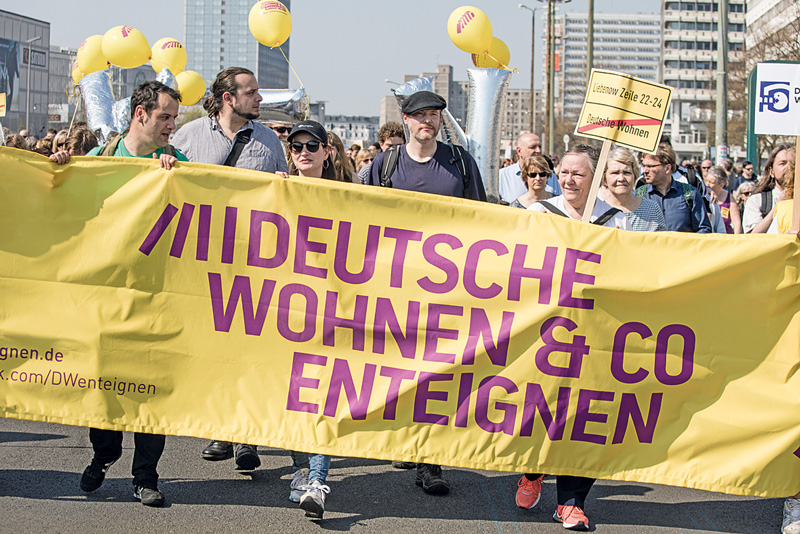Demo: Deutsche Wohnen & Co enteignen
