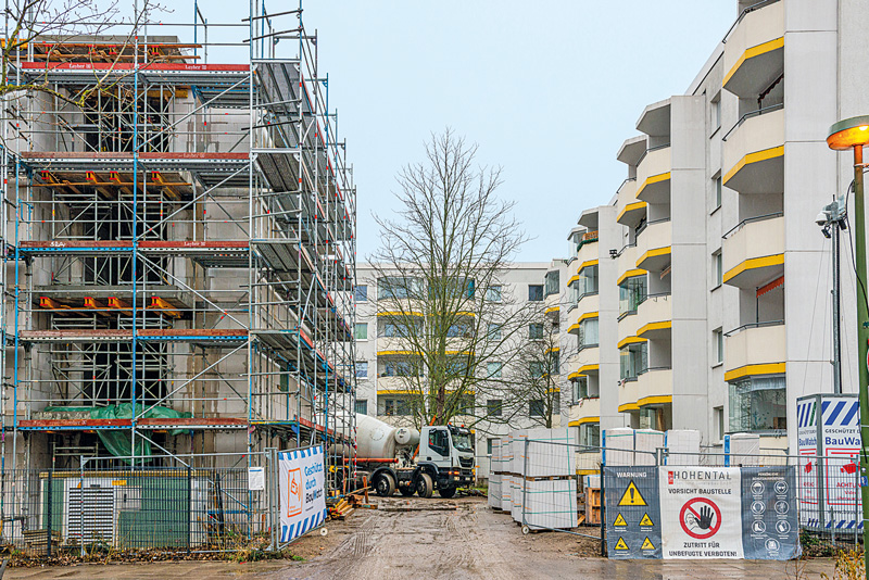 Nachverdichtung in der Lichtenberger Atzpodienstraße: Neubau im Rohbauzustand
