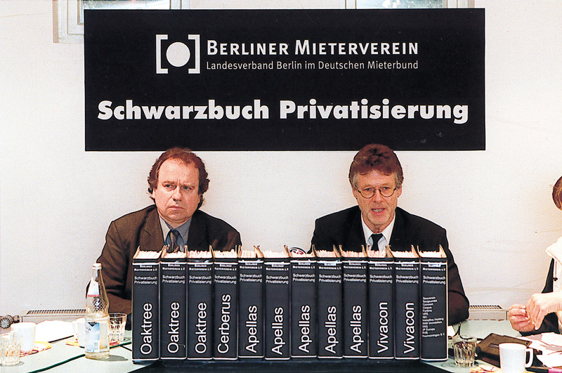 Pressekonferenz ,Schwarzbuch Privatisierung‘