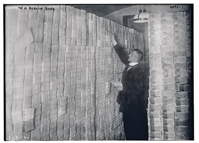 Geldstapel 1923