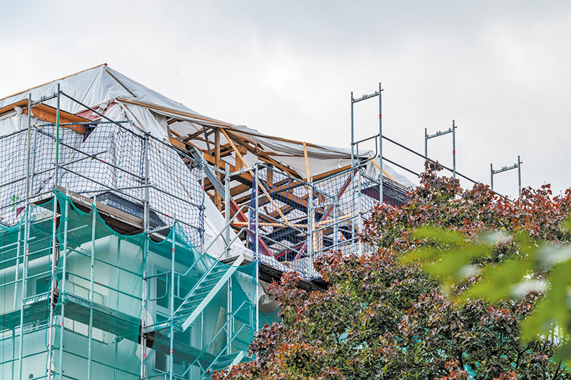 Luitpoldstraße 23 mit Notdach Luitpoldstraße 23 mit Notdach