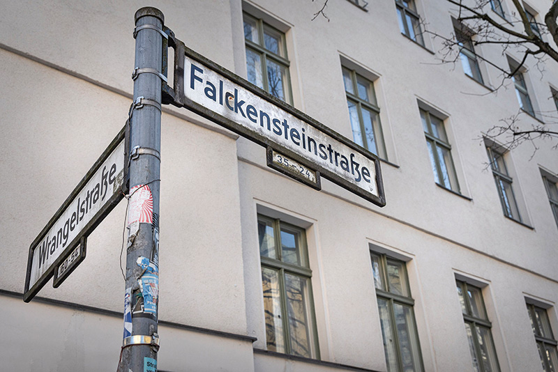 Straßenschild ,Falkensteinstraße' Straßenschild ,Falkensteinstraße'
