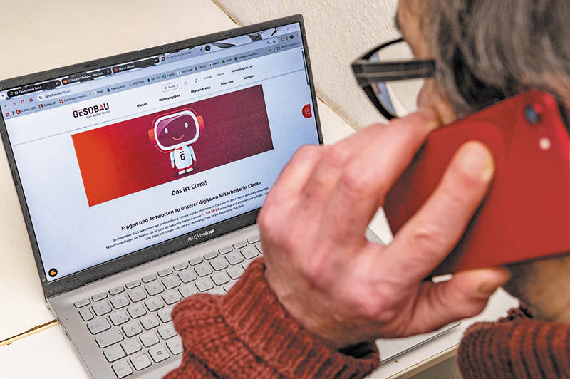 KI-basierter Sprach-Bot der Gesobau auf einem Laptop KI-basierter Sprach-Bot der Gesobau auf einem Laptop