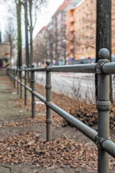 Absperrgitter zur Straße