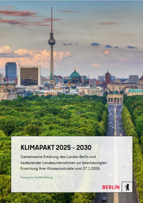 Das Bild ist das Titelcover der Broschüre zum Klimapakt 2025-2030. Es zeigt die Silhouette von Berlin Mitte mit Blick über den Tiergarten. 