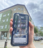 Handy-Kamera, auf ein Haus gerichtet